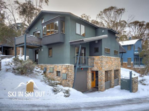 On The Snow 1, Thredbo Village